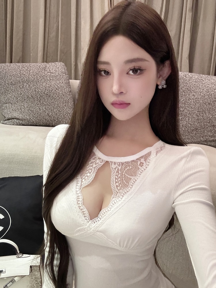 Sexy Lace Layered Top with Built-In Chest Pad - Women's Outerwear for Y2K and Korean Style Fashion Sexy Lace Layered Top with Built-In Chest Pad - Women's Outerwear for Y2K and Korean Style Fashion