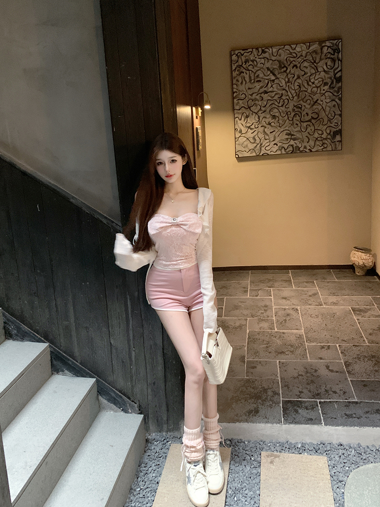 Sexy Lace Strapless Camisole Top with Heavy Bow and Built-in Bra Padding - Perfect for Y2K and Night Out Styles Sexy Lace Strapless Camisole Top with Heavy Bow and Built-in Bra Padding - Perfect for Y2K and Night Out Styles