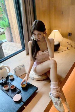 Sexy Lace Strapless Camisole Top with Heavy Bow and Built-in Bra Padding - Perfect for Y2K and Night Out Styles