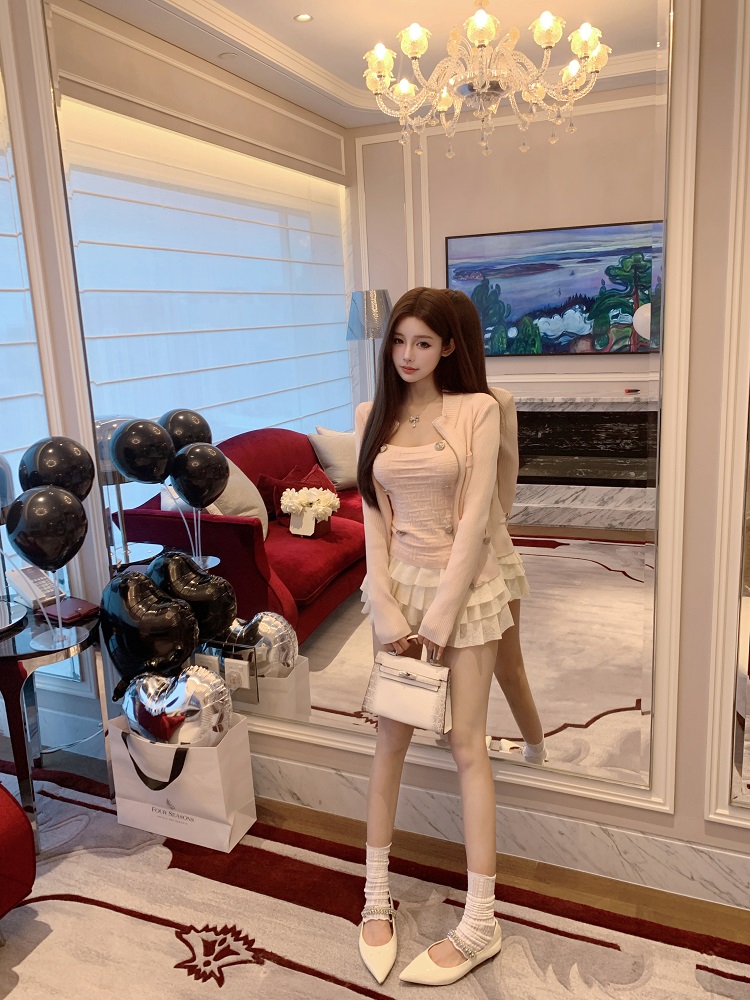 Sexy Slim Double-Breasted Knitted Camisole Top for Women - Luna Lona Small Fragrant Wind Style Sexy Slim Double-Breasted Knitted Camisole Top for Women - Luna Lona Small Fragrant Wind Style