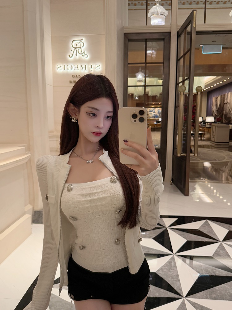 Sexy Slim Double-Breasted Knitted Camisole Top for Women - Luna Lona Small Fragrant Wind Style Sexy Slim Double-Breasted Knitted Camisole Top for Women - Luna Lona Small Fragrant Wind Style