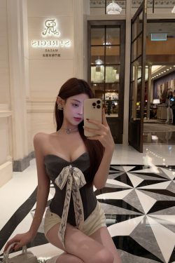 Sexy Strapless Camisole for Women with Bow and Fishbone Corset - Elegant High-End Feel, Perfect for Night Out or Special Occasions