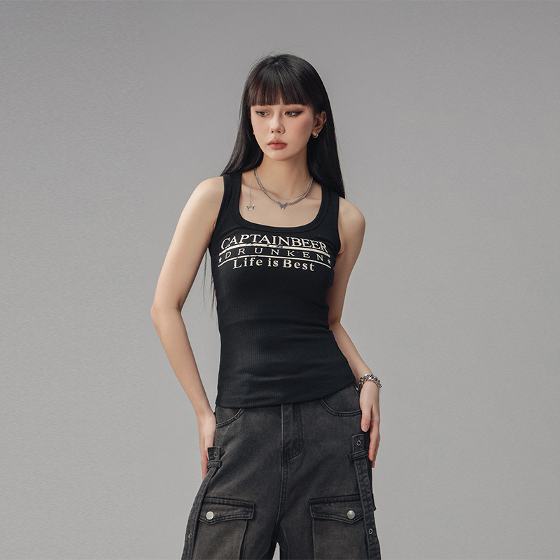 Sexy Tight Sleeveless Tank Top for Women - American Style Beer Team Captain - Summer 2025 Trendy Y2K Fashion Sexy Tight Sleeveless Tank Top for Women - American Style Beer Team Captain - Summer 2025 Trendy Y2K Fashion