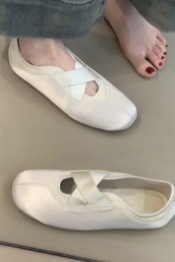 Sheepskin French Style Flat Shoes for Women - Round Toe Slip-On Mary Jane with Cross Straps - Chic Vintage Appeal