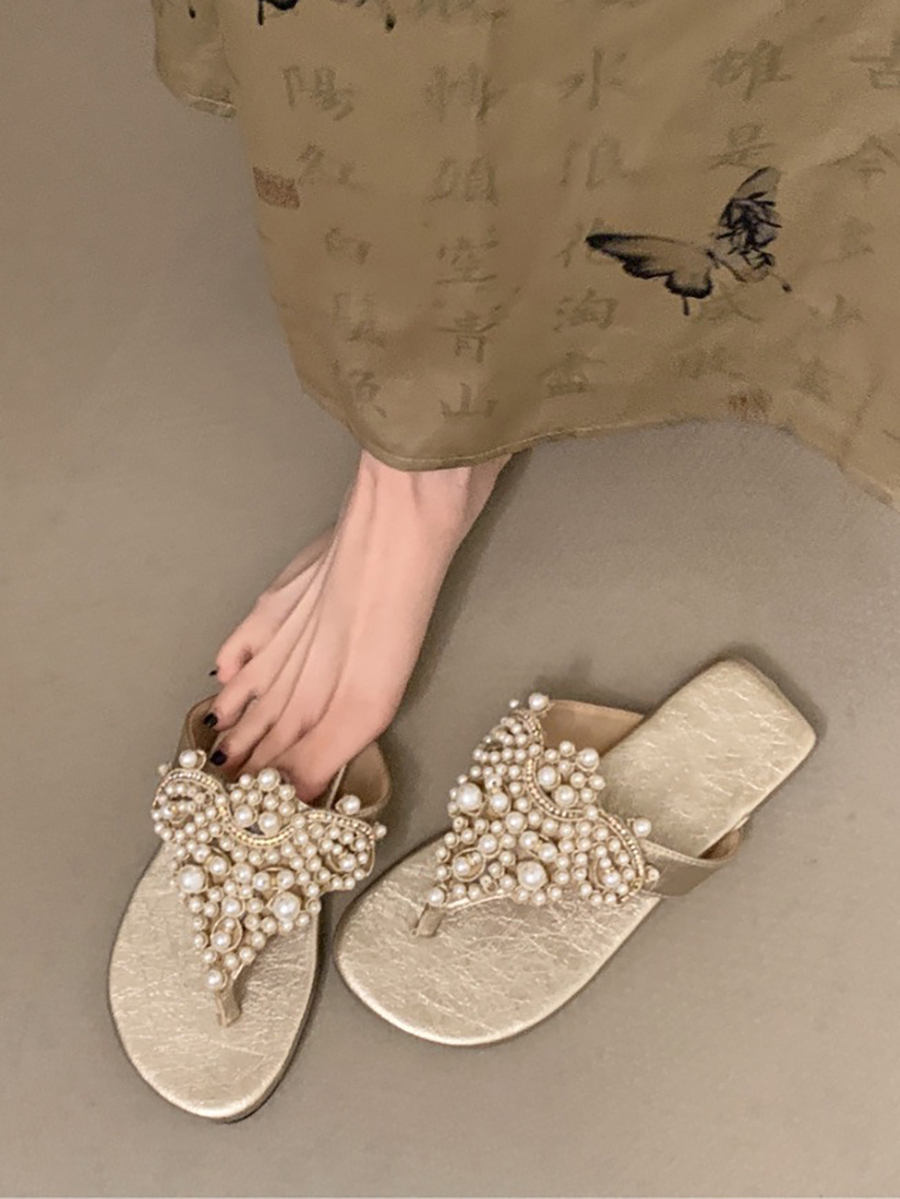 Sheepskin Pearl Thong Flat Sandals for Women - Bohemian Beach Flip-Flops, Summer Vacation Style Sheepskin Pearl Thong Flat Sandals for Women - Bohemian Beach Flip-Flops, Summer Vacation Style