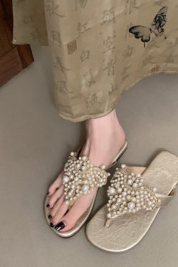 Sheepskin Pearl Thong Flat Sandals for Women - Bohemian Beach Flip-Flops, Summer Vacation Style