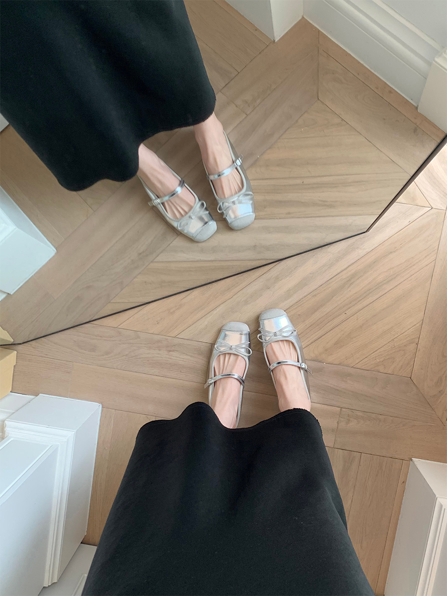 Sheepskin Silver Bow Ballet Shoes for Women – Summer One-Strap Half Slippers, Height-Increasing Shallow Mouth Flats Sheepskin Silver Bow Ballet Shoes for Women – Summer One-Strap Half Slippers, Height-Increasing Shallow Mouth Flats