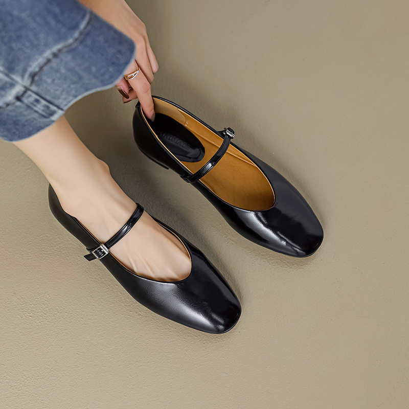 Sheepskin Silver Mary Jane Shoes for Women - Soft Sole Single Strap Flats, Italian Style Footwear Sheepskin Silver Mary Jane Shoes for Women - Soft Sole Single Strap Flats, Italian Style Footwear