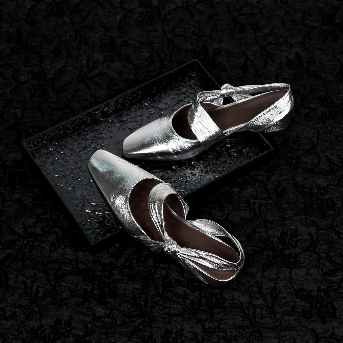 Sheepskin Silver Square-Toe Backless Sandals for Women - Chunky Heel, Two-Way Summer Slippers, Trendy Footwear Sheepskin Silver Square-Toe Backless Sandals for Women - Chunky Heel, Two-Way Summer Slippers, Trendy Footwear