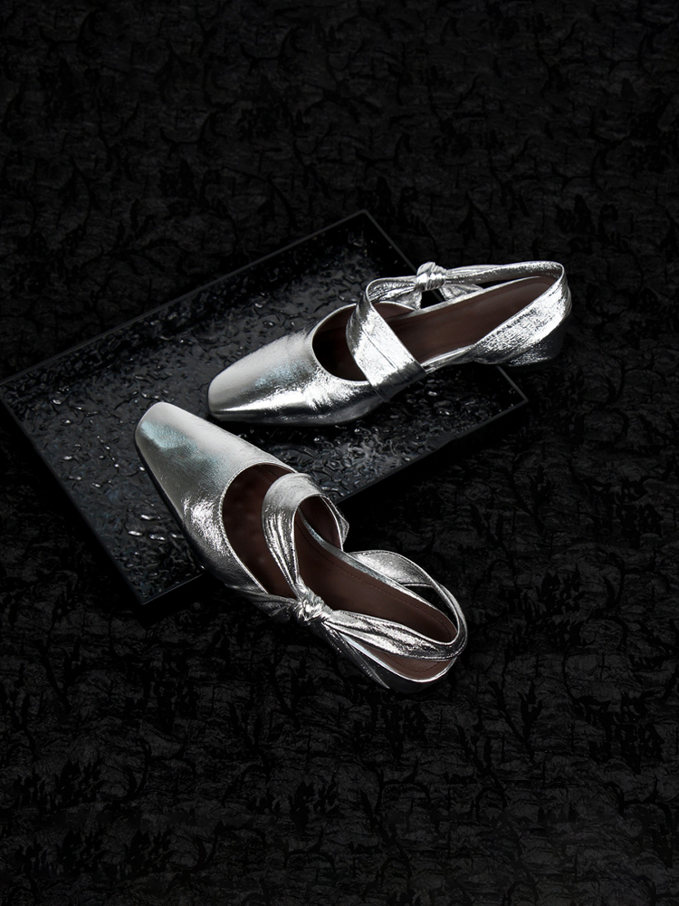 Sheepskin Silver Square-Toe Backless Sandals for Women - Chunky Heel, Two-Way Summer Slippers, Trendy Footwear Sheepskin Silver Square-Toe Backless Sandals for Women - Chunky Heel, Two-Way Summer Slippers, Trendy Footwear