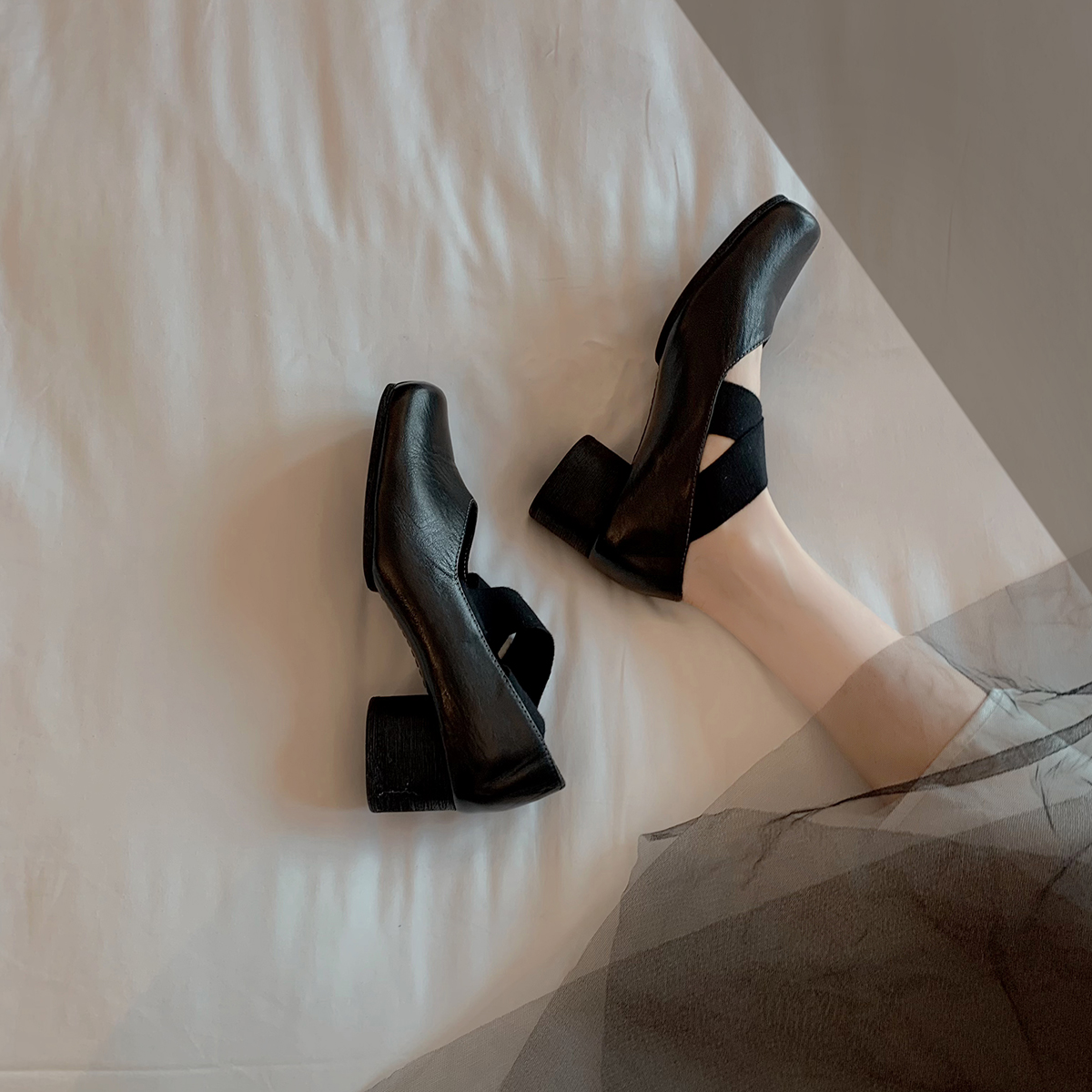 Sheepskin Square-Toed Ballet Shoes for Women, Cross-Strap Pig-Nose Retro Flat Chunky Heel Loafers Sheepskin Square-Toed Ballet Shoes for Women, Cross-Strap Pig-Nose Retro Flat Chunky Heel Loafers