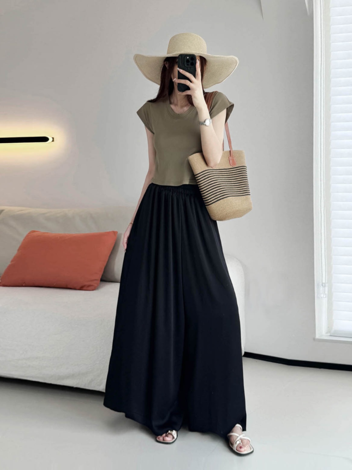 Sheer Chiffon Wide-Leg Pants - Lightweight, Slimming Effect, Wrinkle-Resistant, Cool Summer White with Pockets Sheer Chiffon Wide-Leg Pants - Lightweight, Slimming Effect, Wrinkle-Resistant, Cool Summer White with Pockets