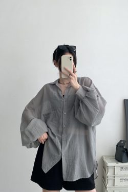 Sheer Lantern Sleeve Sun Protection Shirt for Women - Casual Loose Fit Hazy Feel Outerwear for Evening Breeze