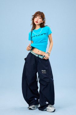 Short Sleeve Sausage Dog Print T-Shirt for Women - Casual Summer Top with Pearl Necklace Detail, Versatile Fashion Piece