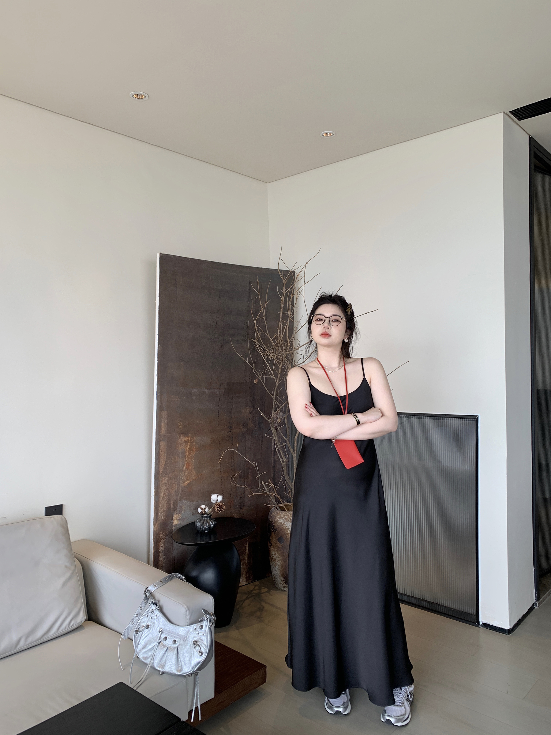 Silky Satin Plus-Size Camisole Dress with Blurred Light Sensation for Beach Vacation, Plus-Size Summer Fashion Silky Satin Plus-Size Camisole Dress with Blurred Light Sensation for Beach Vacation, Plus-Size Summer Fashion