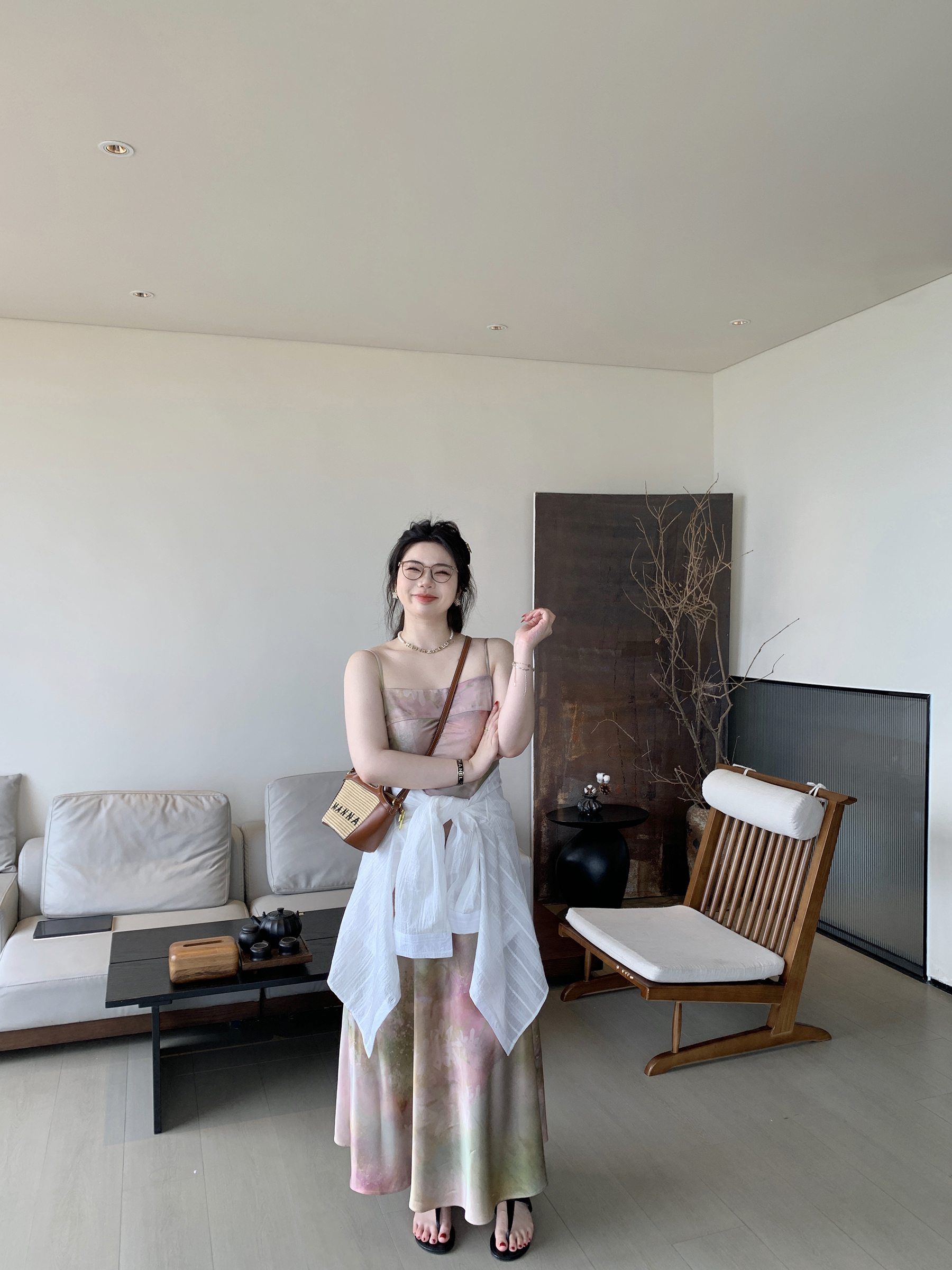 Silky Satin Plus-Size Camisole Dress with Blurred Light Sensation for Beach Vacation, Plus-Size Summer Fashion Silky Satin Plus-Size Camisole Dress with Blurred Light Sensation for Beach Vacation, Plus-Size Summer Fashion