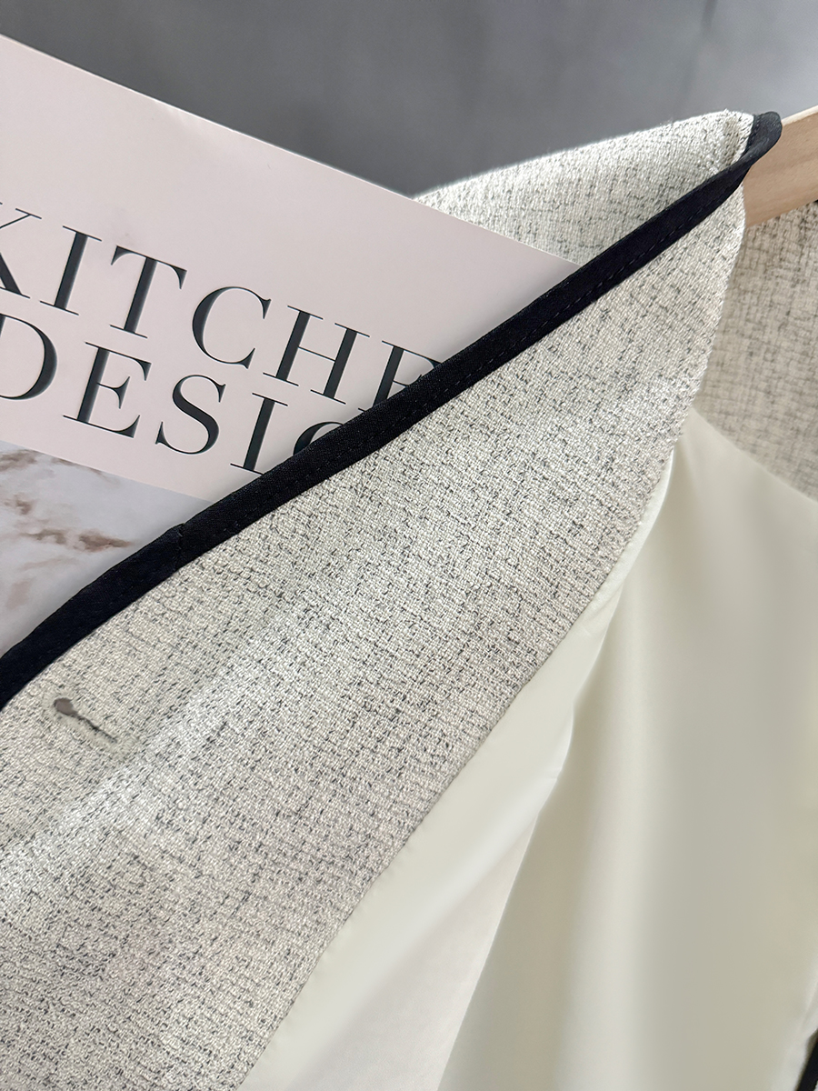 Silver Gray French-Style Women's Wind Suit Jacket - Thin Summer Trendy Top for Socialites and Internet Celebrities, 2025 Fashion Silver Gray French-Style Women's Wind Suit Jacket - Thin Summer Trendy Top for Socialites and Internet Celebrities, 2025 Fashion