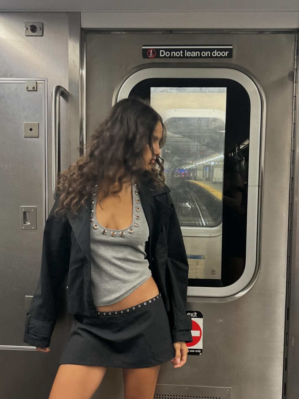 Silver Ring Eyelet Gray Vest with Black Skirt Pants – Stylish Girl Outfit, Y2K Fashion, Trendy Layered Look Silver Ring Eyelet Gray Vest with Black Skirt Pants – Stylish Girl Outfit, Y2K Fashion, Trendy Layered Look