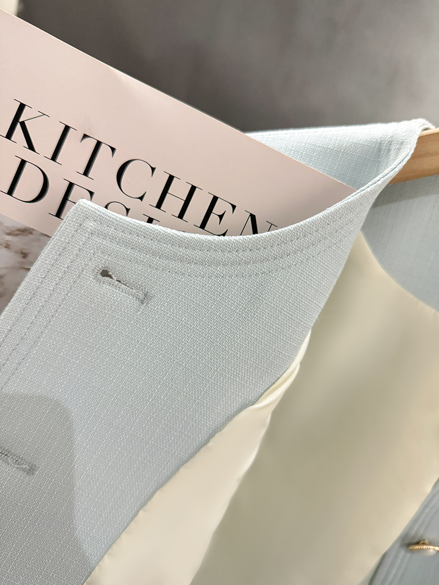 Sky Blue Korean-Style Short Sleeve Blazer for Women - Summer Lightweight Fashion Top, 2025 Trendy Socialite Wear Sky Blue Korean-Style Short Sleeve Blazer for Women - Summer Lightweight Fashion Top, 2025 Trendy Socialite Wear