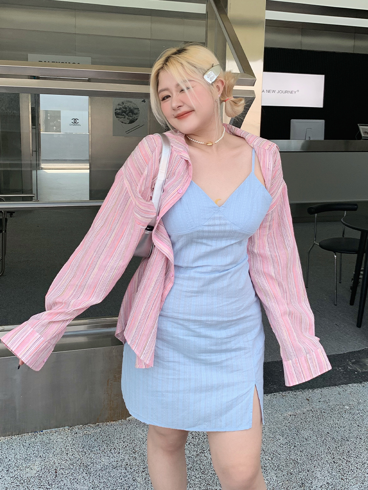 Sky Blue Water-Washed Printed Camisole Dress - Summer Must-Have, Stylish & Comfortable Travel Essential, Versatile 90s-Inspired Fashion Sky Blue Water-Washed Printed Camisole Dress - Summer Must-Have, Stylish & Comfortable Travel Essential, Versatile 90s-Inspired Fashion