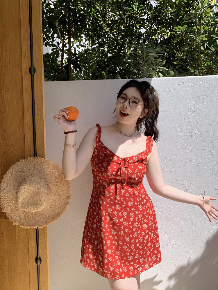 Slightly Chubby Floral Dress with Flying Sleeves - French Style Vacation Waist-Defined Long Dress for Summer Travel Slightly Chubby Floral Dress with Flying Sleeves - French Style Vacation Waist-Defined Long Dress for Summer Travel