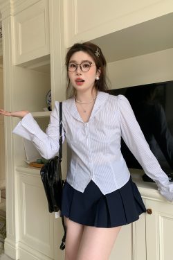 Slightly Chubby Minimalist White Long Sleeve Shirt with Waist Stripes - Trendy Casual Top for Everyday Wear