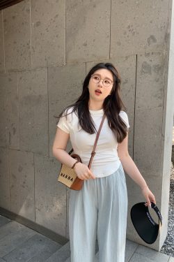 Slightly Chubby Plus Size Slim Fit T-Shirt - Three-Dimensional Cut, Super Stretchy Cool Top for Body Confidence