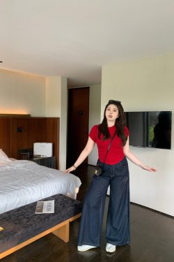 Slightly Chubby Plus Size Slim Fit T-Shirt - Three-Dimensional Cut, Super Stretchy Cool Top for Body Confidence