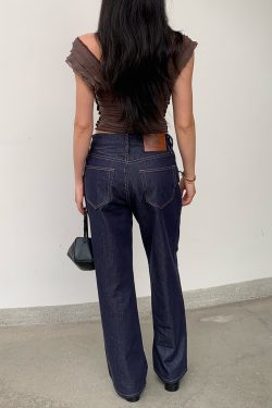 Slightly Curved Low-Rise Tencel Jeans - Fade Resistant, Straight Leg Design for Y2K and 90s Style Enthusiasts