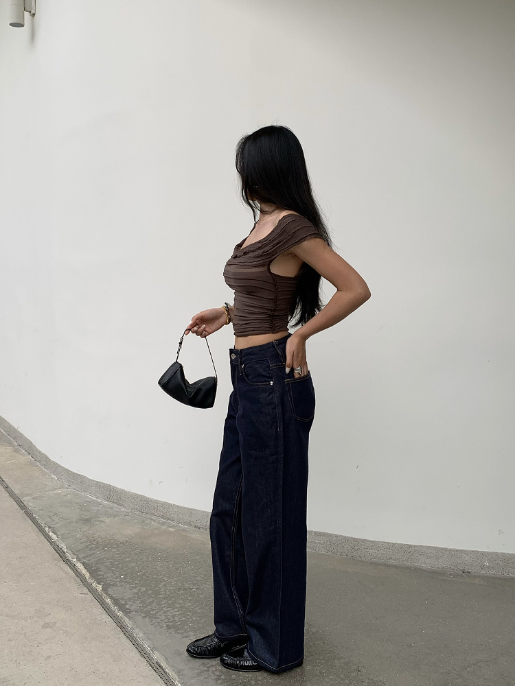 Slightly Curved Low-Rise Tencel Jeans - Fade Resistant, Straight Leg Design for Y2K and 90s Style Enthusiasts Slightly Curved Low-Rise Tencel Jeans - Fade Resistant, Straight Leg Design for Y2K and 90s Style Enthusiasts