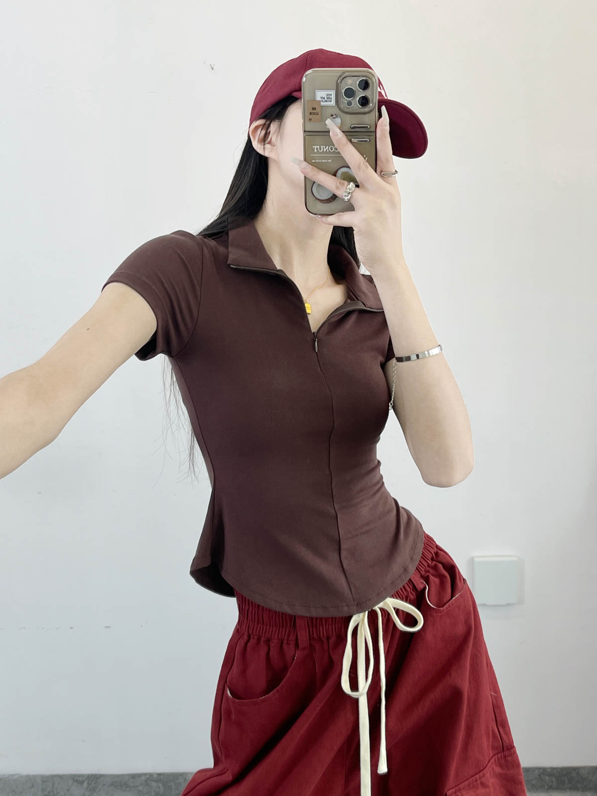 Slim-Fit Bee Waist T-Shirt with Collar and Zipper, Stretchy Solid Color Polo for Casual Versatility, Flattering Belly-Hiding Design Slim-Fit Bee Waist T-Shirt with Collar and Zipper, Stretchy Solid Color Polo for Casual Versatility, Flattering Belly-Hiding Design