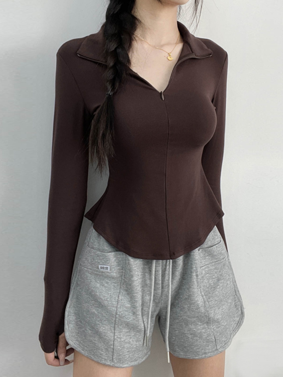 Slim-Fit Bee Waist T-Shirt with Collar and Zipper, Stretchy Solid Color Polo for Casual Versatility, Flattering Belly-Hiding Design Slim-Fit Bee Waist T-Shirt with Collar and Zipper, Stretchy Solid Color Polo for Casual Versatility, Flattering Belly-Hiding Design