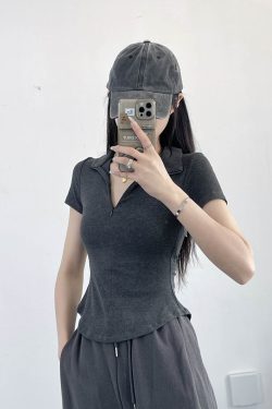 Slim-Fit Bee Waist T-Shirt with Collar and Zipper, Stretchy Solid Color Polo for Casual Versatility, Flattering Belly-Hiding Design