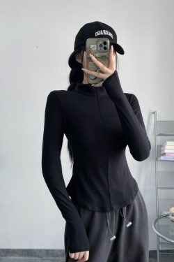 Slim-Fit Bee Waist T-Shirt with Collar and Zipper, Stretchy Solid Color Polo for Casual Versatility, Flattering Belly-Hiding Design