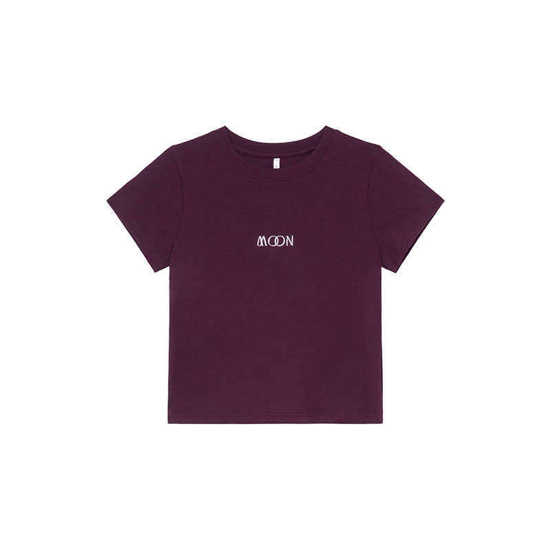 Slim Fit Short Sleeve T-Shirt for Women - Three-Dimensional Metal Letter Design - Summer 2025 Style - Casual Chic Fashion Slim Fit Short Sleeve T-Shirt for Women - Three-Dimensional Metal Letter Design - Summer 2025 Style - Casual Chic Fashion