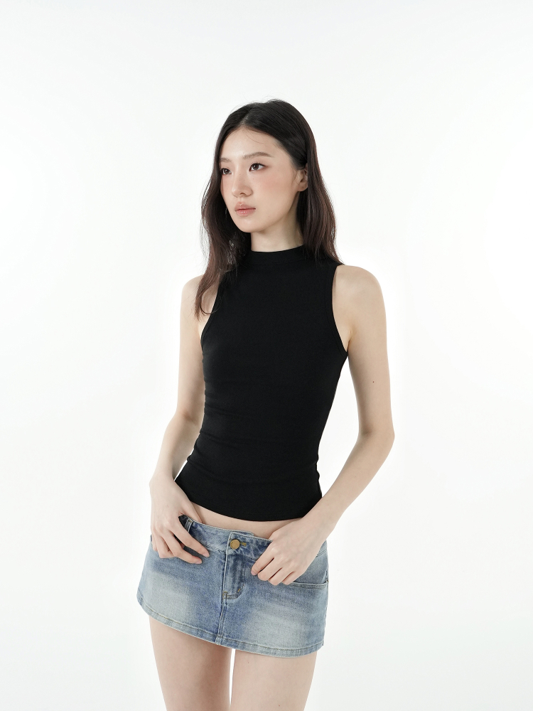 Slim-Fit Stretchy Sleeveless Vest with Half-High Collar - Basic Essential for 90s Y2K Style Fashion Slim-Fit Stretchy Sleeveless Vest with Half-High Collar - Basic Essential for 90s Y2K Style Fashion