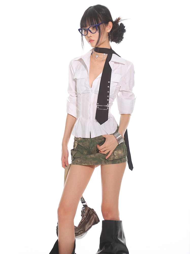 Slim Fit Striped Waist-Defined Shirt for Women - 2025 Summer Elegant Style, High-End Fashion, Clean and Neat Design Slim Fit Striped Waist-Defined Shirt for Women - 2025 Summer Elegant Style, High-End Fashion, Clean and Neat Design