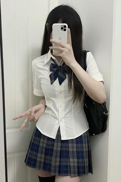 Slim Fit V-Neck White Shirt with Camellia Print, Long & Short Sleeves, College Style, Spring Summer Trend for Girls