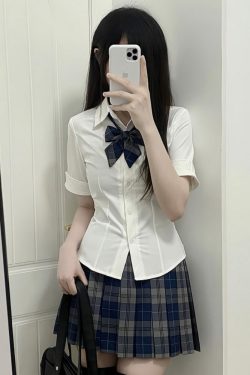 Slim Fit V-Neck White Shirt with Camellia Print, Long & Short Sleeves, College Style, Spring Summer Trend for Girls