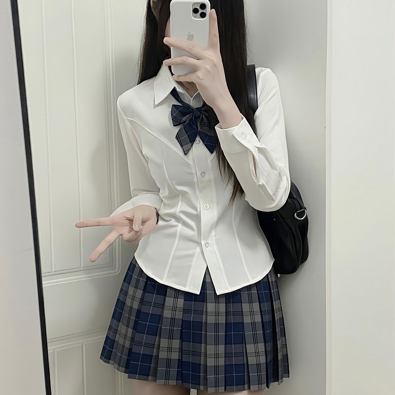 Slim Fit V-Neck White Shirt with Camellia Print, Long & Short Sleeves, College Style, Spring Summer Trend for Girls Slim Fit V-Neck White Shirt with Camellia Print, Long & Short Sleeves, College Style, Spring Summer Trend for Girls