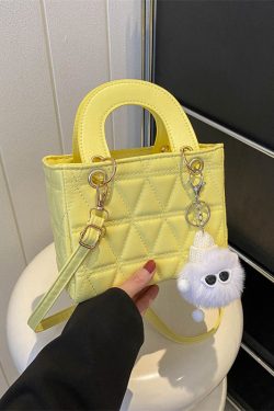 Small Diamond-Pattern Mini Bucket Bag for Women - Trendy Summer 2025 Crossbody Handbag for Commuting and Everyday Style