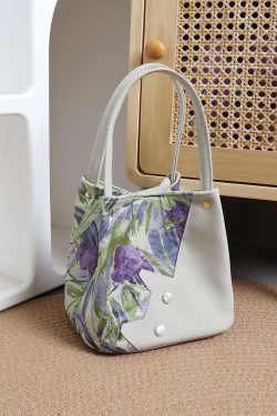 Small Square Hand-Held Vegetable Basket Bag - Cute Color-Blocking Cat Design - Handmade Textured Crossbody Bag for Spring/Summer Fashion