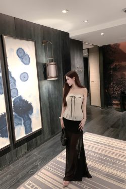 Small Strapless Chiffon Top with Bow Tie and Built-in Chest Pad - Flowy Wind Style for Summer, Perfect for Y2K and 90s Fashion