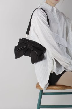 Soft Cute Bow Underarm Crossbody Bag for Women - Niche Spring/Summer Style, High-Quality Fashion Accessory