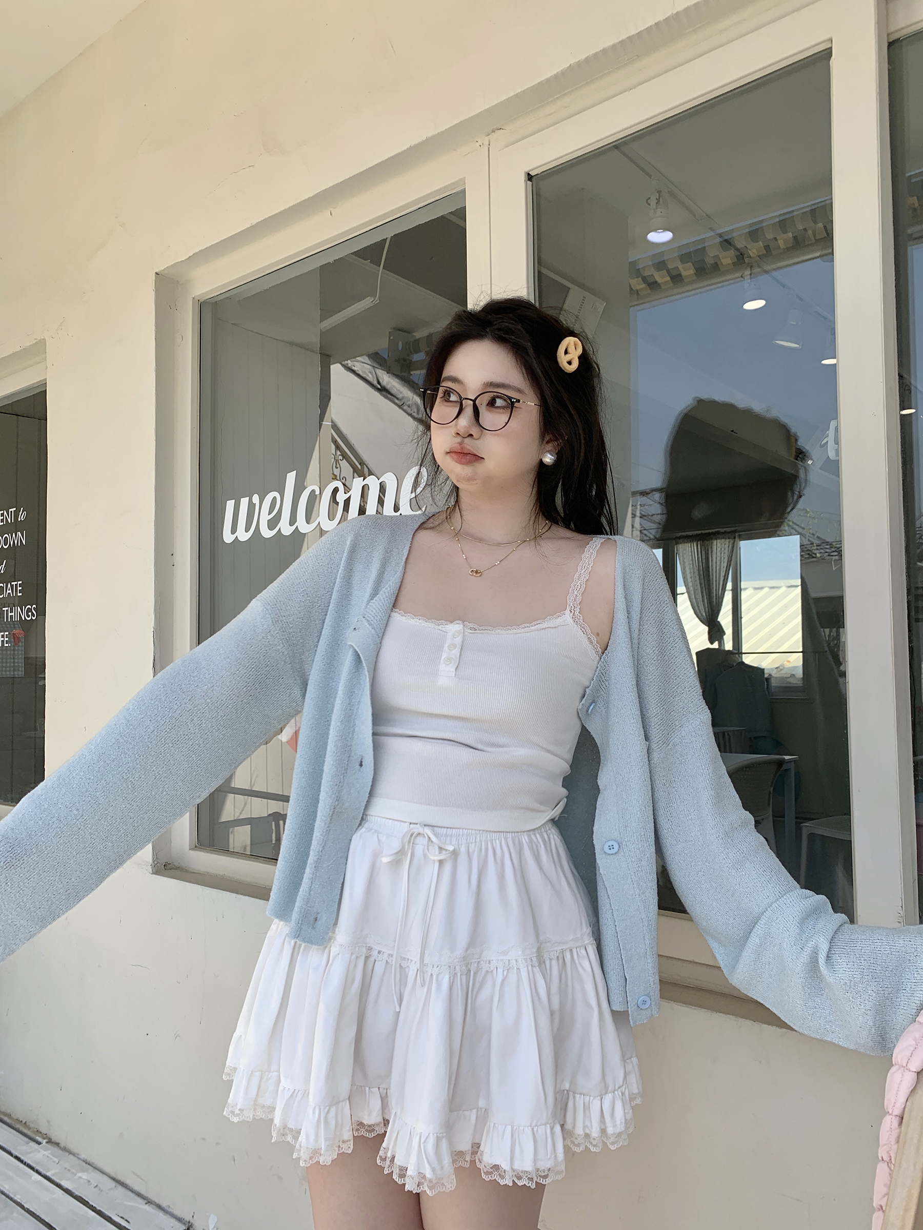 Soft-Focus Cloud Plus-Size Long Sleeve Cardigan - Moisturizing Milk Candy Smoothie Style for a Cozy Look Soft-Focus Cloud Plus-Size Long Sleeve Cardigan - Moisturizing Milk Candy Smoothie Style for a Cozy Look