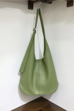 Soft Leather Underarm Bag - Large Capacity Commuter Tote in Lazy Style for Spring Summer - Versatile Shoulder Crossbody Bag