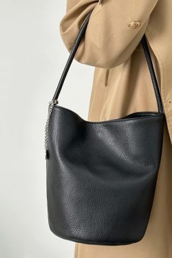 Soft Leather Water Bucket Tote Bag for Women - Summer 2024 Niche Shoulder Bag, Commuting Underarm Style