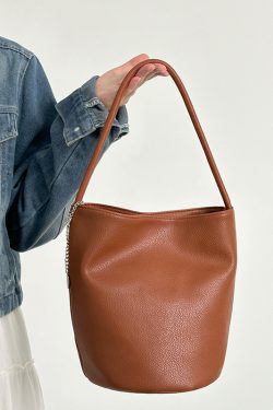 Soft Leather Water Bucket Tote Bag for Women - Summer 2024 Niche Shoulder Bag, Commuting Underarm Style
