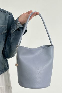 Soft Leather Water Bucket Tote Bag for Women - Summer 2024 Niche Shoulder Bag, Commuting Underarm Style