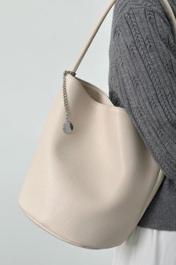 Soft Leather Water Bucket Tote Bag for Women - Summer 2024 Niche Shoulder Bag, Commuting Underarm Style